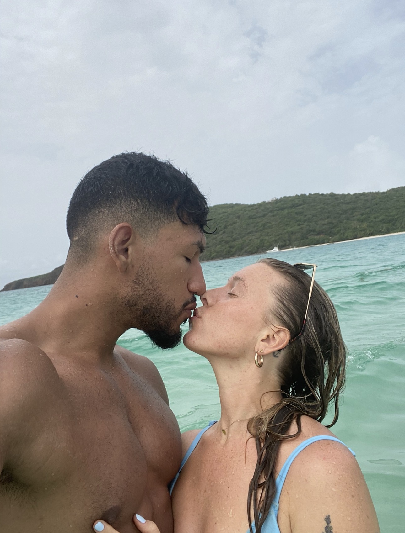 Kiss in Culebra waters